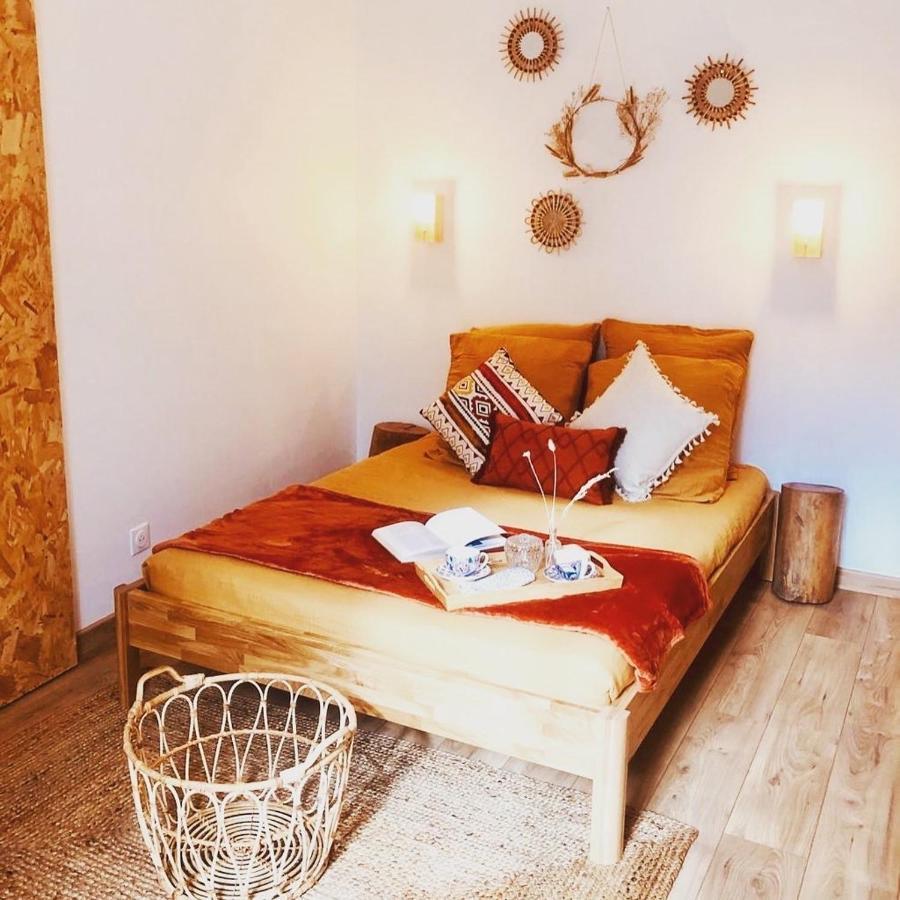 Hotes De Maia Chambre D'Hotes Bed and Breakfast Moret-sur-Loing Εξωτερικό φωτογραφία